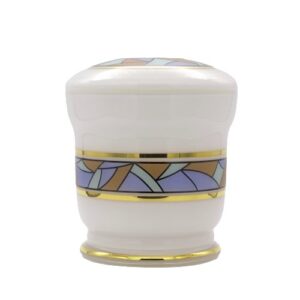 elegant-glass-urn